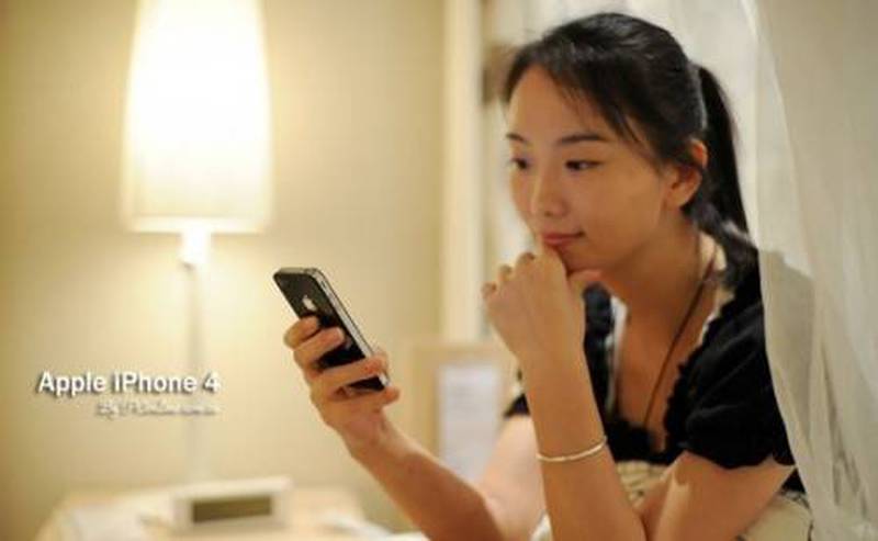 Joven china vende su virginidad por un iPhone4