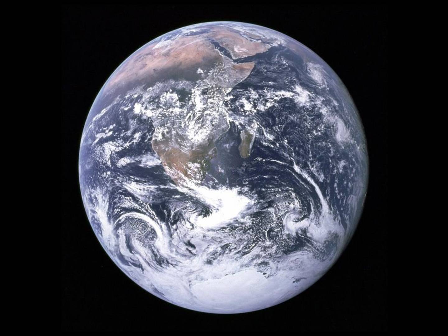 Foto de la Tierra, tomada por Jack Schmitt en Apolo 17