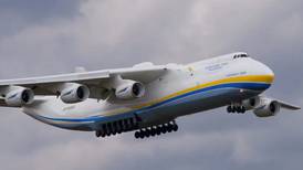Ucrania reconstruirá con sus piezas el Antónov An-225, el avión más grande del mundo que destruyó Rusia en la guerra