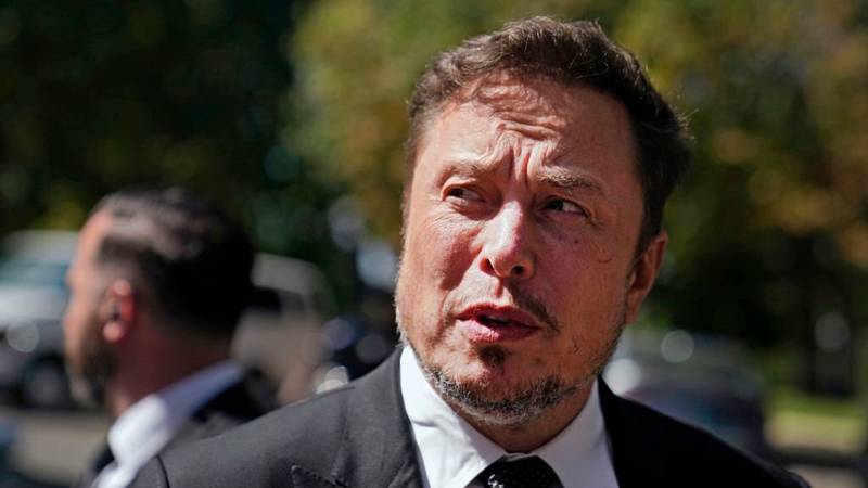 La crisis de Elon Musk: ¿Por qué anunció el despido de 14.000 empleados de Tesla?