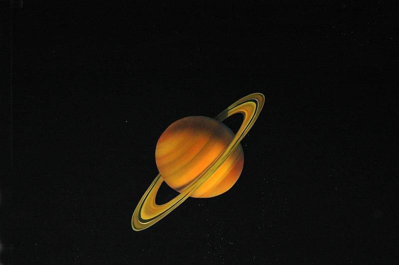 Saturno y sus anillos