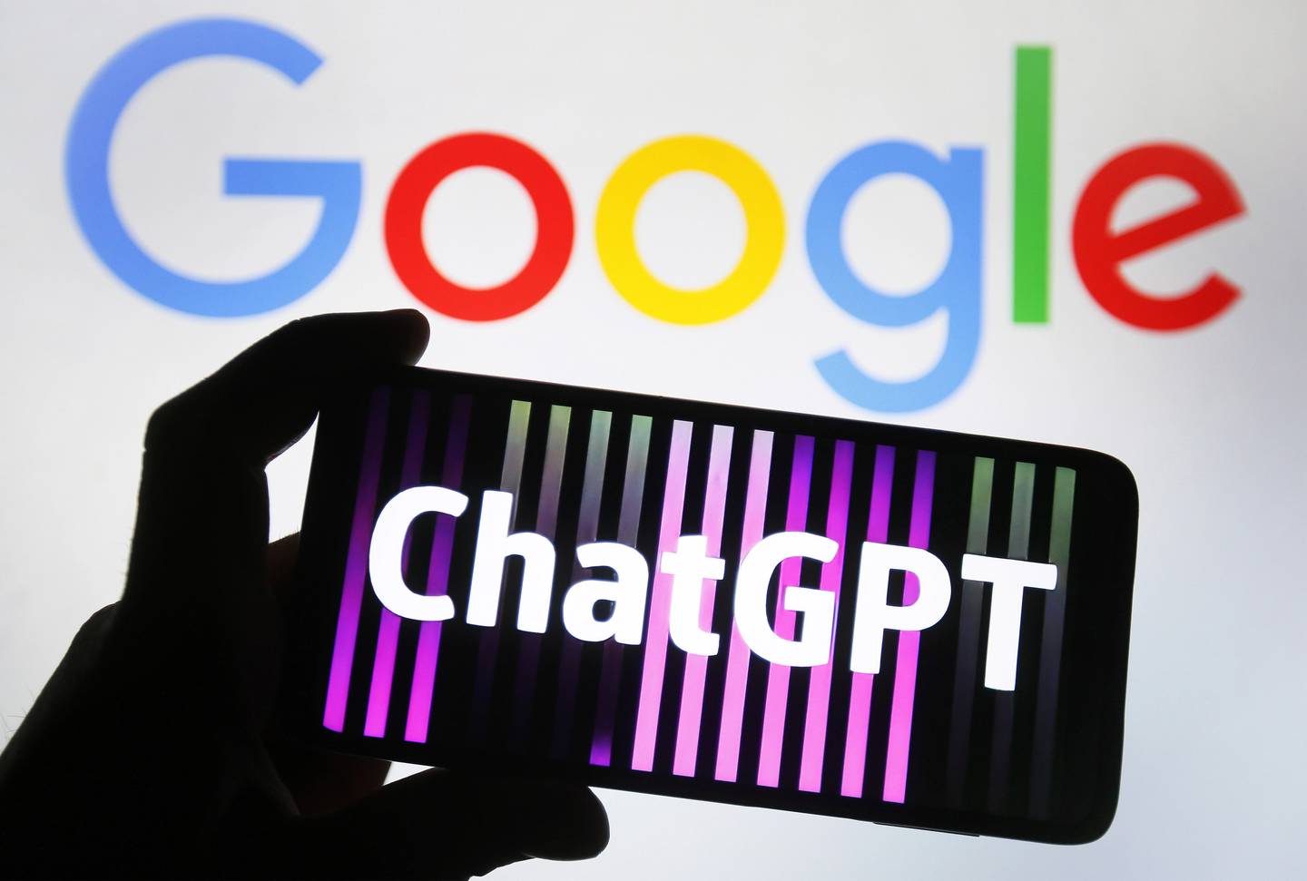 Damos un repaso por los principales puntos que distinguen la Inteligencia Artificial de Google Bard y la de ChatGPT.