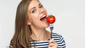Científicos hablan de lo saludable que es el tomate: defiende de posibles virus