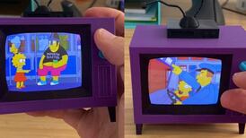 Los Simpson se reproducen infinitamente en esta TV miniatura que hizo un fan