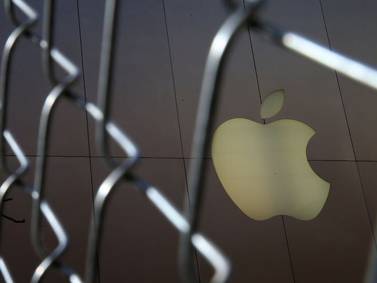 El Apple Car no saldrá sino hasta 2026 y en una versión sencilla: las acciones de la compañía caen un 2.4%