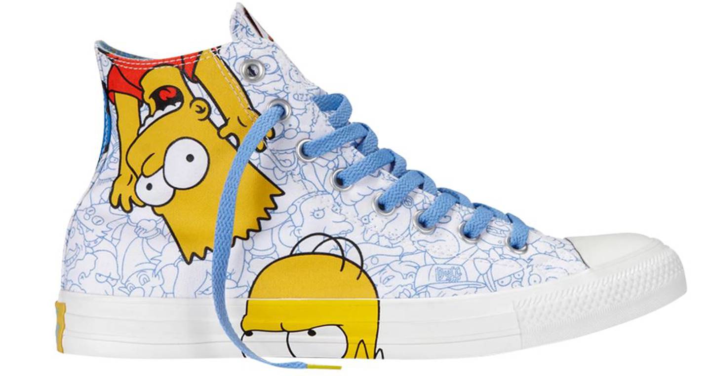 Zapatillas de Converse sobre Los Simpson.