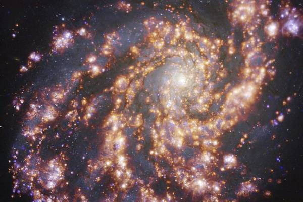 La NASA “hipnotiza” a los entusiastas del espacio con esta sorprendente imagen de una galaxia espiral