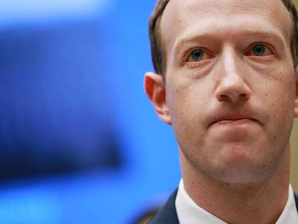Mark Zuckerberg es demandado por el gobierno a raíz del escándalo de Facebook y Cambridge Analytica