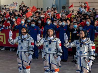 Astronautas chinos regresan del espacio: ¿Qué efectos pudieron sufrir sus cuerpos tras 186 días en el espacio?