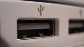 Qué significan los colores en los puertos USB de tu PC: una guía básica para mejorar su eficiencia