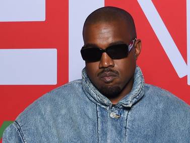 Las Nike Air Yeezy 1 Grammy de Kanye West dejaron pérdidas en subasta