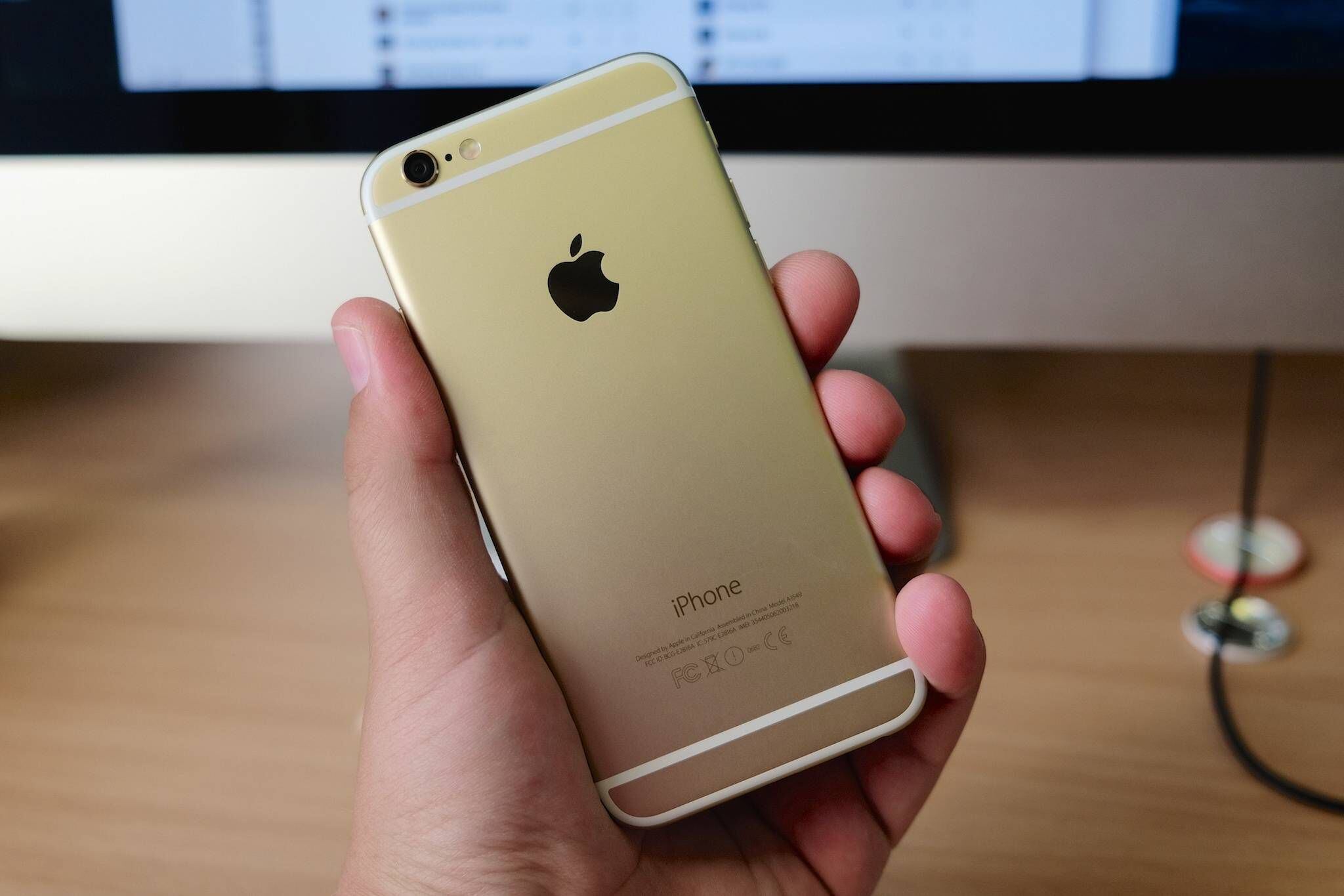 El iPhone más barato sigue en caída libre: ahora puedes estrenar uno de los  últimos teléfonos de Apple por sólo 685 euros
