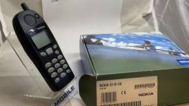 Youtuber convierte un viejo Nokia 5110 de 1998 en un teléfono Android