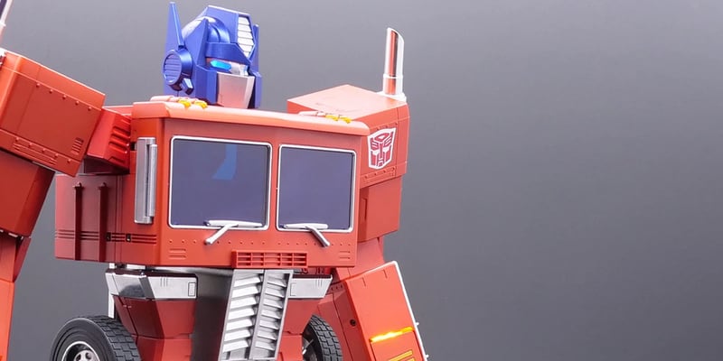 Transformers: Hasbro lanza Optimus Prime que se transforma con comandos de voz