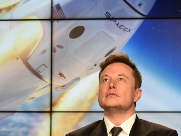 Starshield: el proyecto secreto de Elon Musk y SpaceX para crear una red de satélites espía