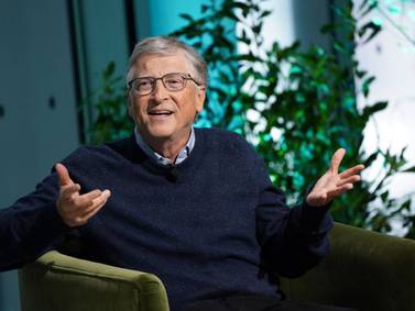 El sueño de todos: Bill Gates predice que la jornada laboral se reducirá a tres días semanales gracias a la IA