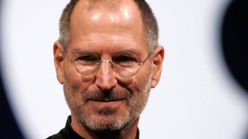 Cómo un empleado más en Apple: el día que Steve Jobs le salvó la vida a un usuario que había dañado su Mac