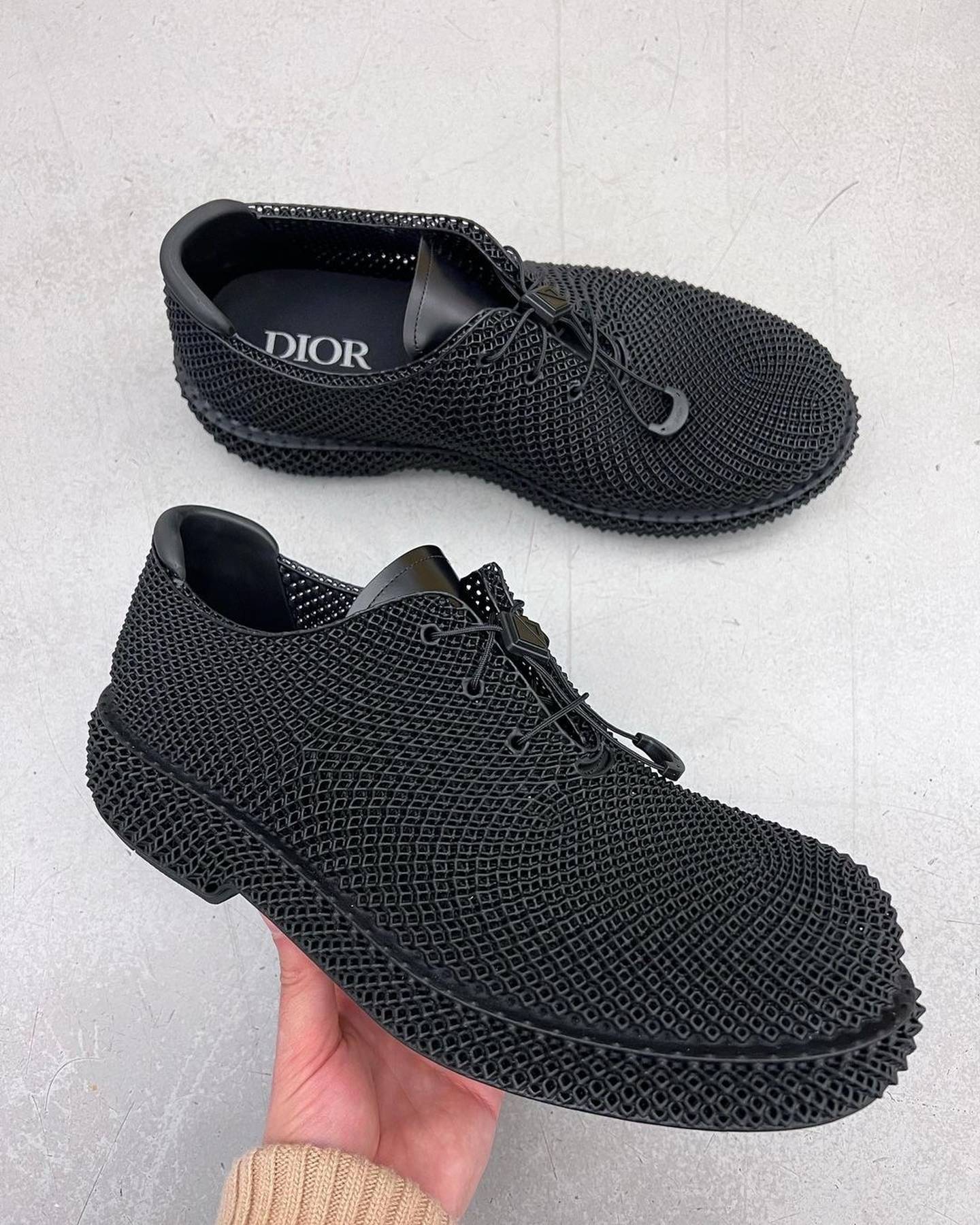 Zapatos de Dior hechos en impresión 3D