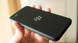 BlackBerry podría haber recortado producción del Z10 y Q10 por bajas ventas