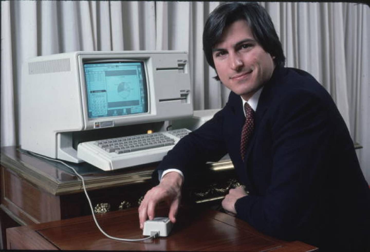 Repasamos un pasaje curioso en la trayectoria profesional de Steve Jobs: cuando obligó a los ingenieros que la Apple Macintosh arrancara más rápido.