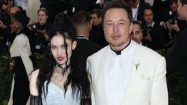 Elon Musk siempre pensó que Grimes era una simulación creada por él: su “compañera perfecta”, pero no “real”