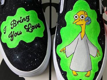 Fanática crea zapatillas de Vans con temas de Los Simpson, son espectaculares