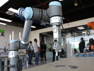 ¿Los robots y la inteligencia artificial eliminarán trabajos humanos? Para Amazon, esto es un mito
