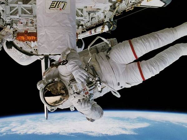 Las cinco cosas más aterradoras que los astronautas llegaron a ver con sus propios ojos en el espacio