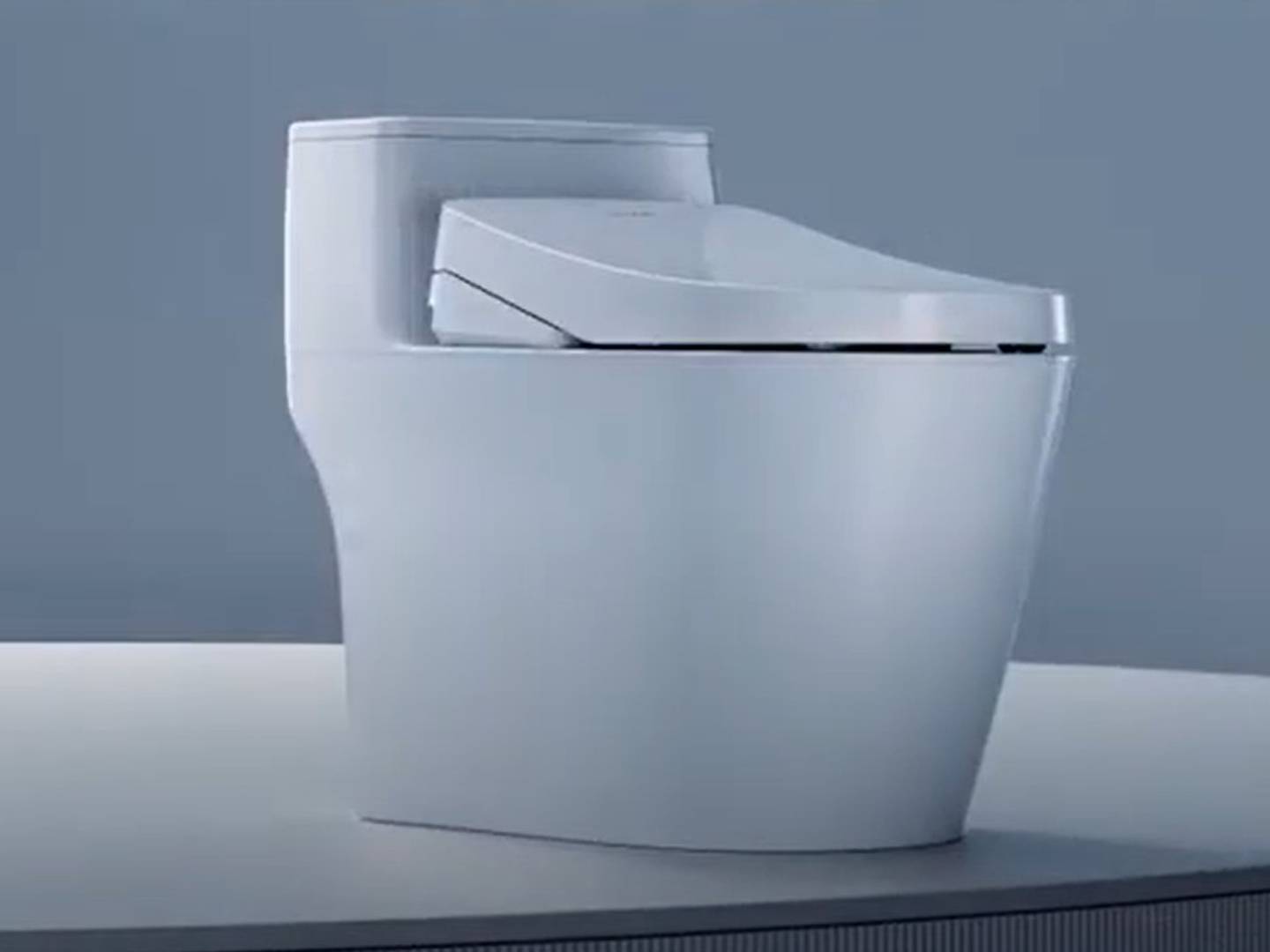 El sorprendente inodoro inteligente que hace que ir al baño sea más sencillo