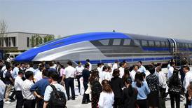 China presentó un tren que viaja a 420 km/h y se convertirá en el más rápido del mundo