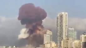 Videos: reportan gigantesca e impactante explosión en el Líbano