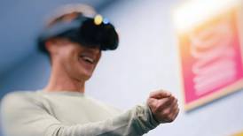 Mark Zuckerberg y BMW desarrollan programa de realidad virtual que puede usarse mientras el auto esté en movimiento