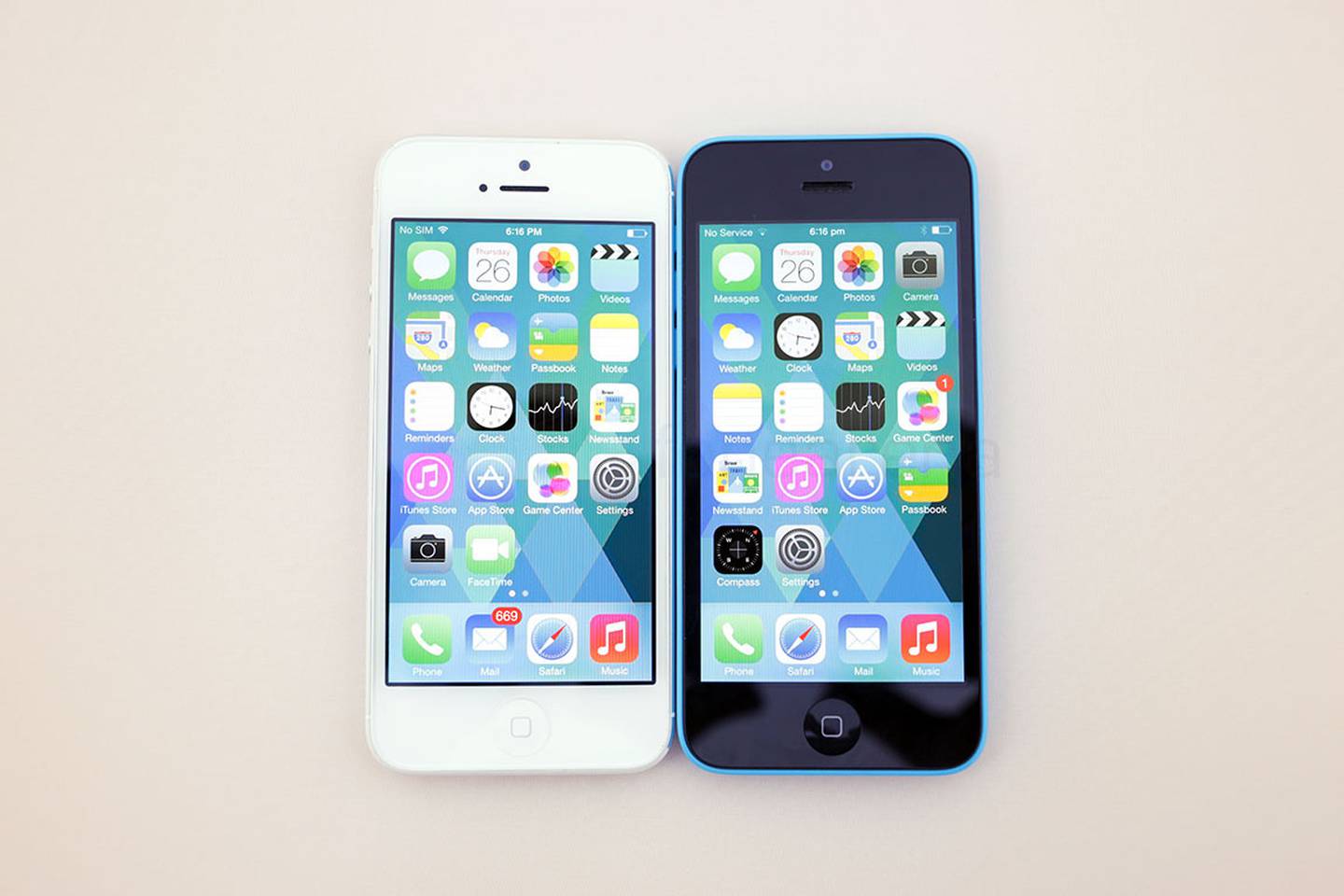 iPhone 5 - iPhone 5C
