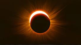 Cinco tips de la NASA para sacar la foto perfecta del eclipse solar con la cámara del celular