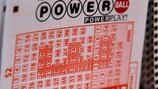 Quien acierte al Powerball de Estados Unidos esta noche ganaría una fortuna de 570 millones de dólares
