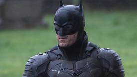 The Batman: el Batimóvil se deja ver en fotos y es una locura