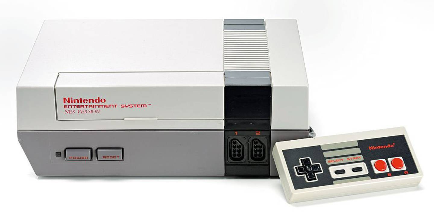 Consola lanzada por Nintendo en los años 80
