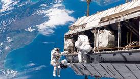 La Estación Espacial Internacional estuvo cerca de chocar contra un posible satélite de Argentina