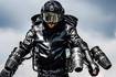 Paramédicos utilizan traje Jet Suit al estilo Iron Man para hacer rescates peligrosos