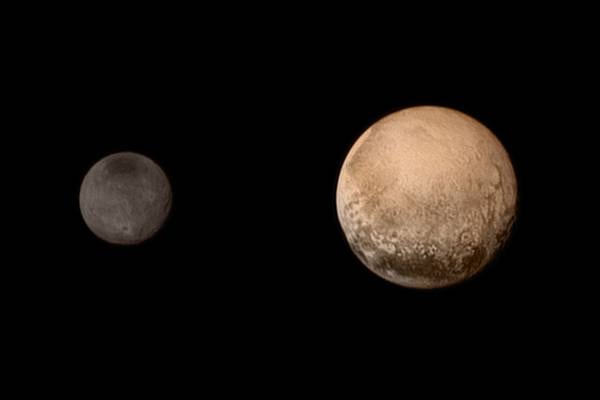 Caronte, el curioso “planeta hermano” de Plutón: estas son sus primeras imágenes, captadas en 1978