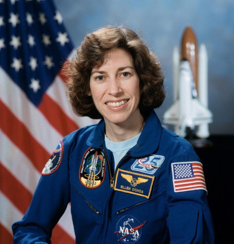 JOHNSON SPACE CENTER, HOUSTON, TEXAS. --  (JSC 597-01586) -- Official portrait of astronaut Ellen S. Ochoa, mission specialist