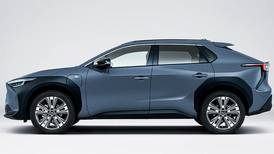 Subaru presenta su primer vehículo eléctrico, el Solterra SUV