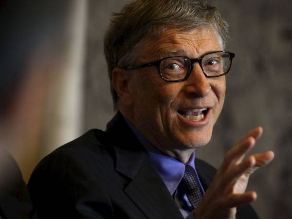 “Somos unos pensadores lentos al lado de la IA”: la alarmante opinión de Bill Gates sobre la inteligencia artificial