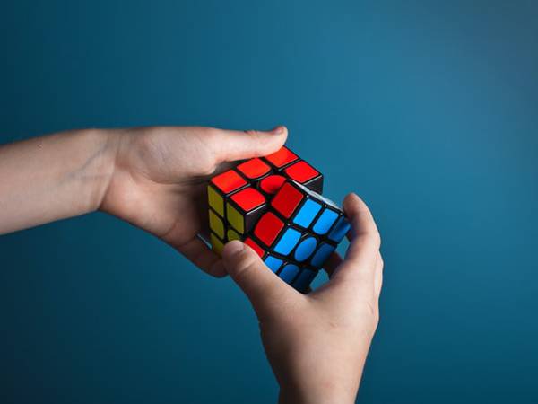Cubo Rubik, el famoso invento que fue creado por casualidad