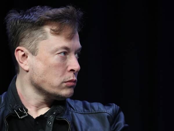 Patrimonio de Elon Musk bajo los 200.000 millones de dólares de acuerdo a nuevas estimaciones
