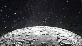 Fotógrafo captura la Luna durante 22 noches y registra un curioso ‘tambaleo’ del satélite natural