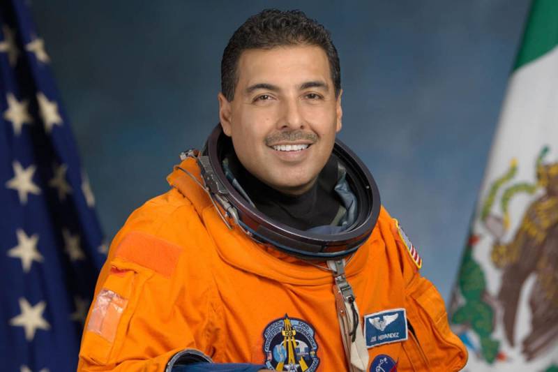 Astronauta mexicano de la NASA