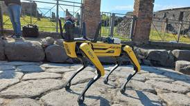 Así patrulla Spot, el perro robot, las ruinas de Pompeya