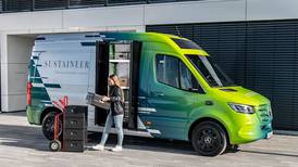 Mercedes Sustaineer, el furgón de repartos eléctrico que limpia el aire circundante