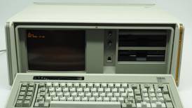 Programador logra correr ChatGPT en una IBM 5155, una computadora de hace 36 años